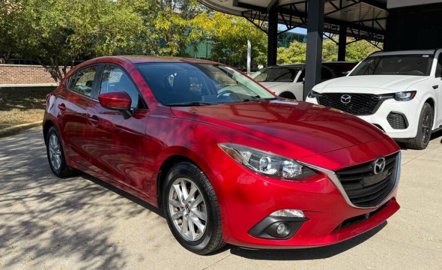 2016 Mazda Mazda3 i Touring 5-Door Automatic
