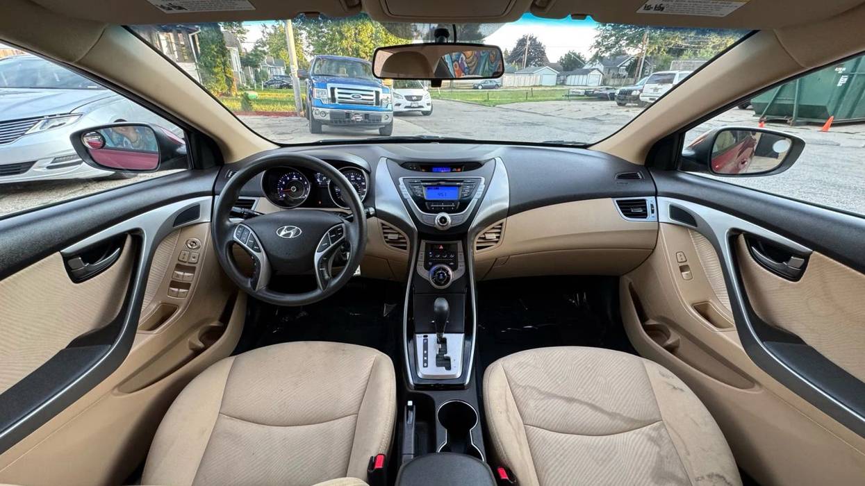 2013 Hyundai Elantra GLS Sedan Automatic