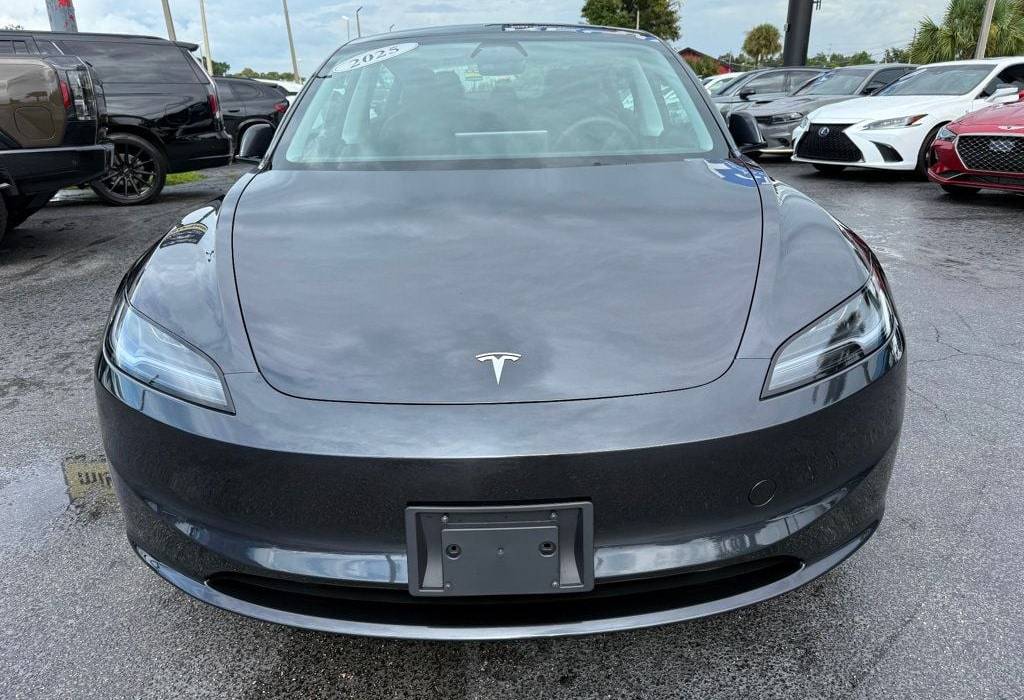 2025 Tesla Model 3 Long Range AWD