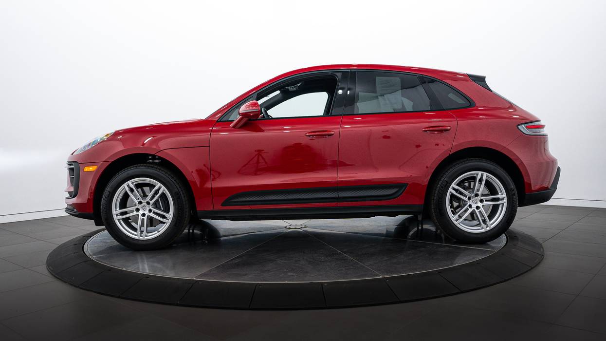 2025 Porsche Macan Macan