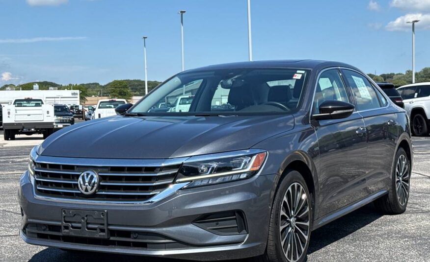 2022 Volkswagen Passat 2.0T Limited Edition