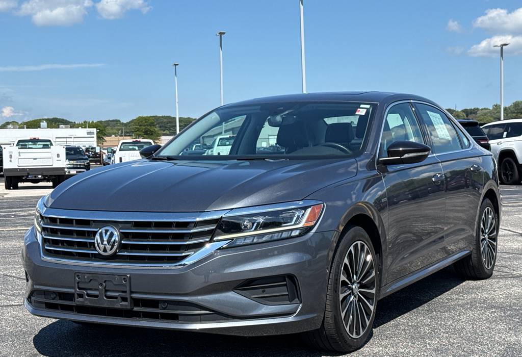 2022 Volkswagen Passat 2.0T Limited Edition