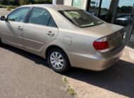 2005 Toyota Camry LE I4