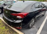 2020 Hyundai Elantra Limited 2.0L IVT