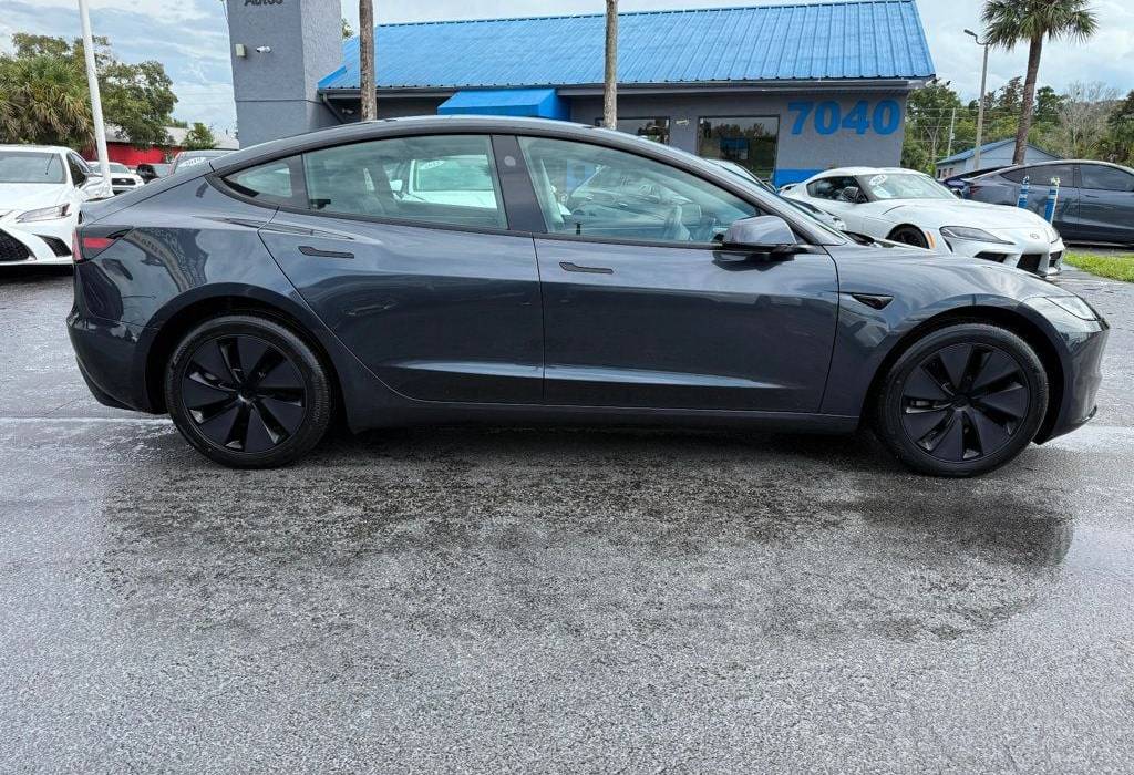 2025 Tesla Model 3 Long Range AWD