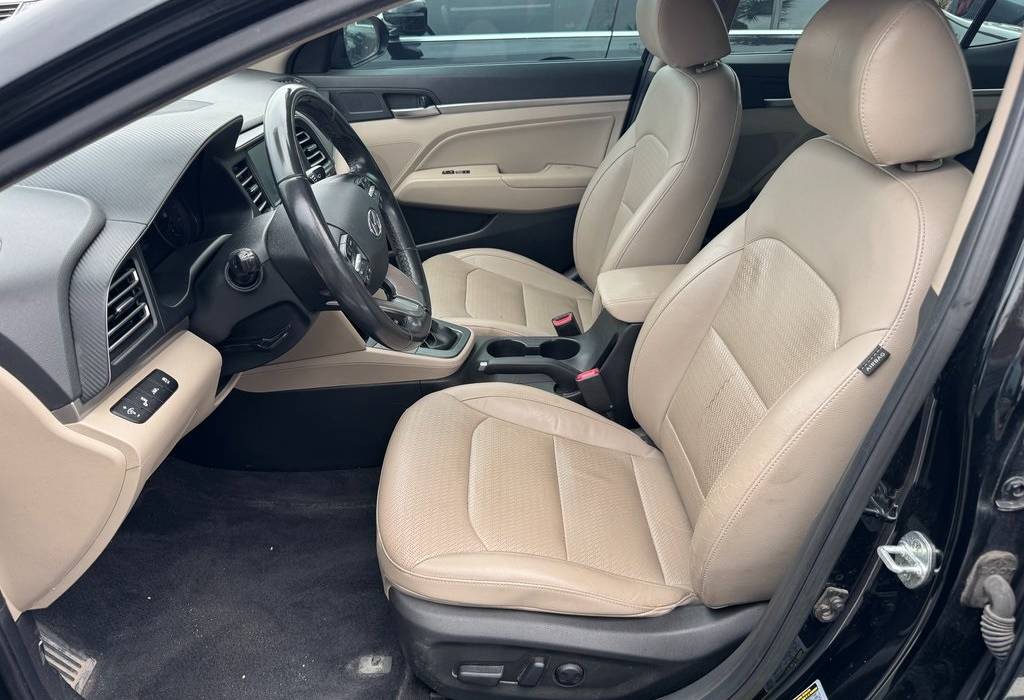 2020 Hyundai Elantra Limited 2.0L IVT
