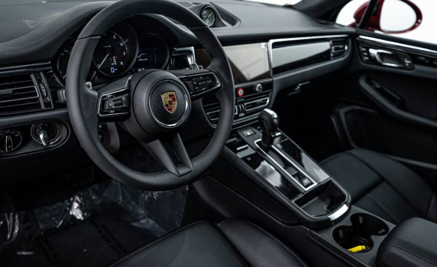2025 Porsche Macan Macan