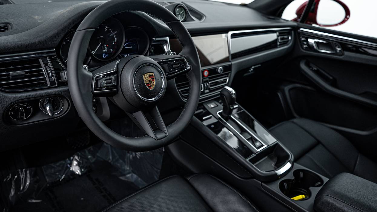 2025 Porsche Macan Macan
