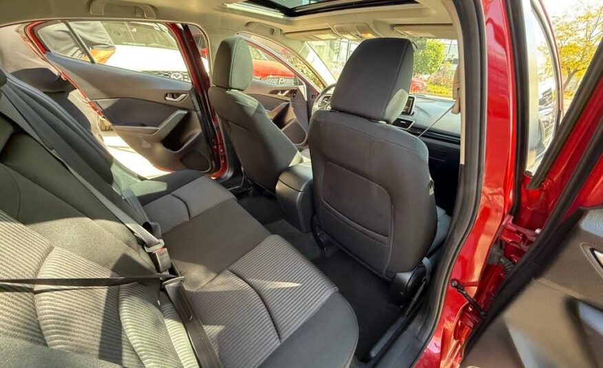 2016 Mazda Mazda3 i Touring 5-Door Automatic