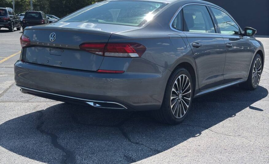 2022 Volkswagen Passat 2.0T Limited Edition