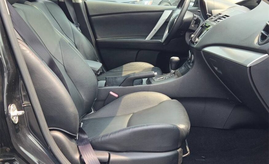 2013 Mazda Mazda3 i Grand Touring 5-Door Manual