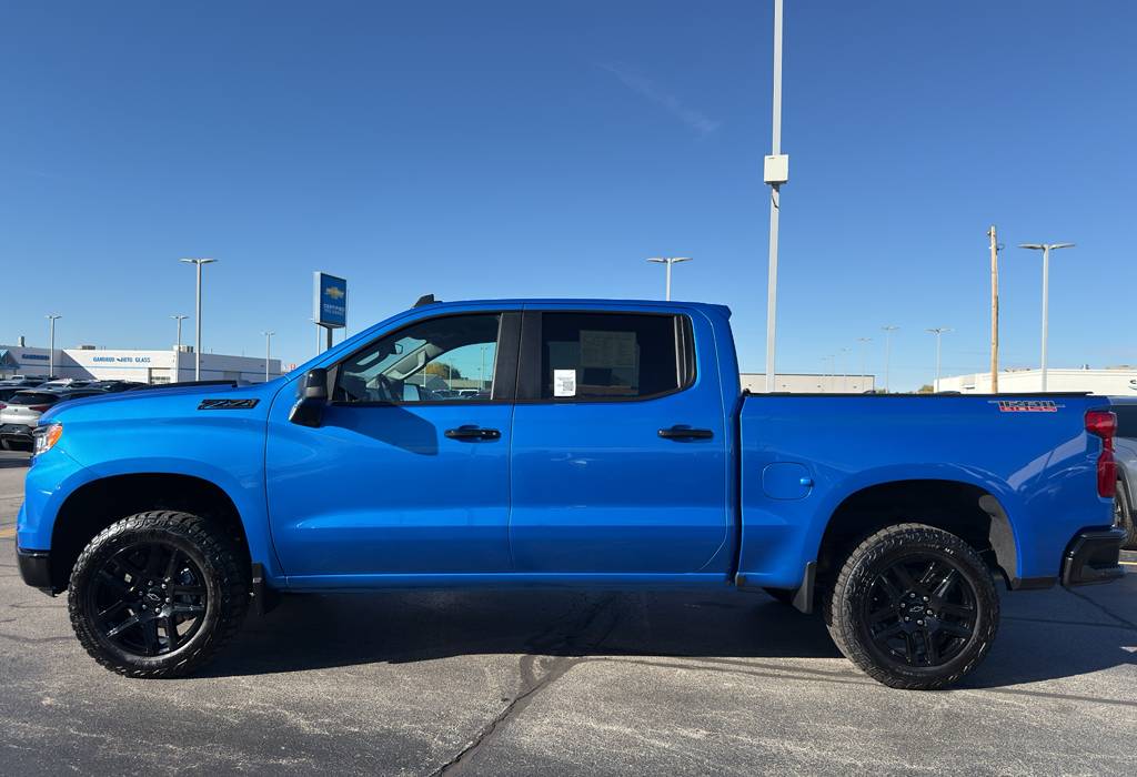 2025 Chevrolet Silverado 1500 LT Trail Boss Crew Cab Short Bed 4WD