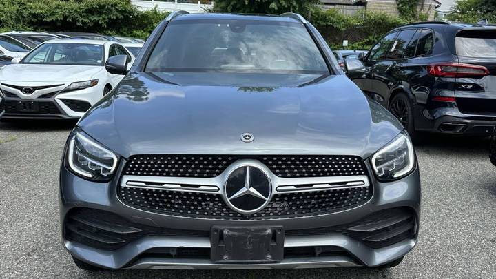 2021 Mercedes-Benz GLC