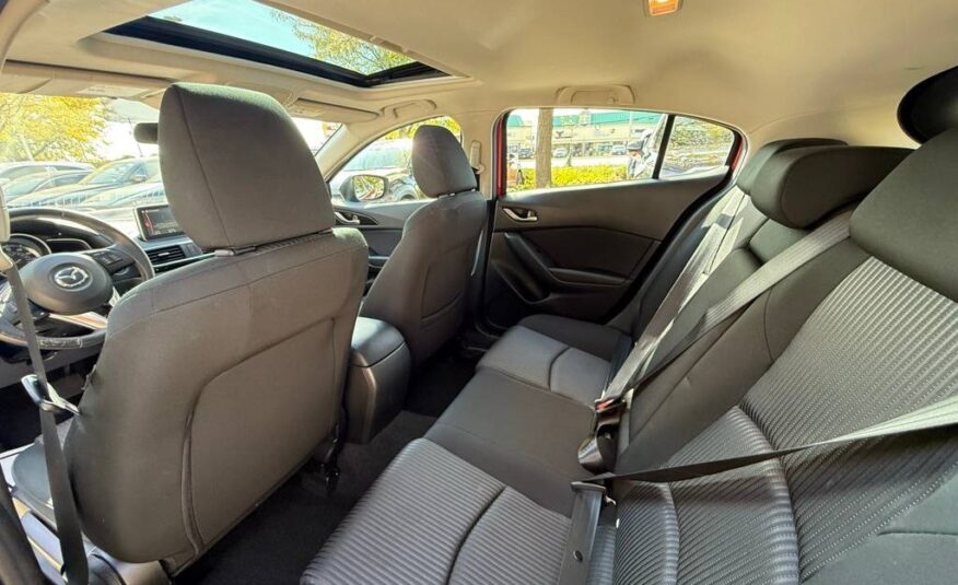 2016 Mazda Mazda3 i Touring 5-Door Automatic