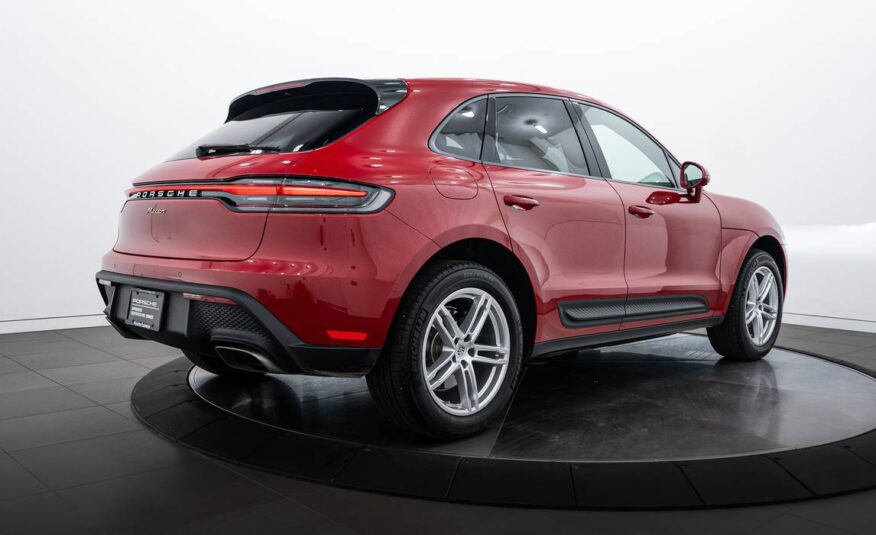 2025 Porsche Macan Macan