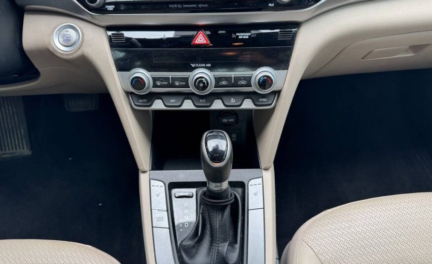 2020 Hyundai Elantra Limited 2.0L IVT