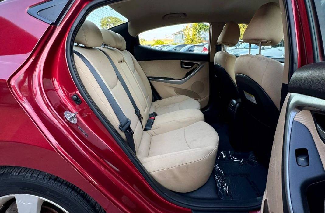 2013 Hyundai Elantra GLS Sedan Automatic