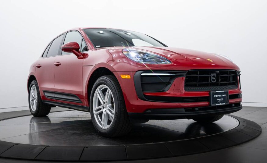 2025 Porsche Macan Macan