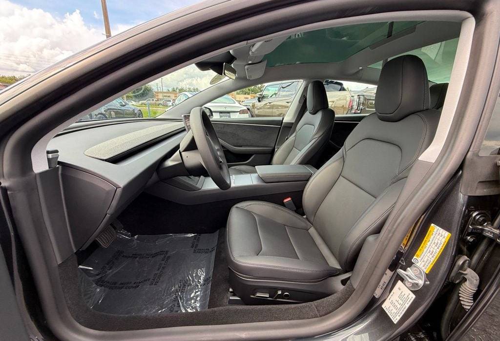 2025 Tesla Model 3 Long Range AWD