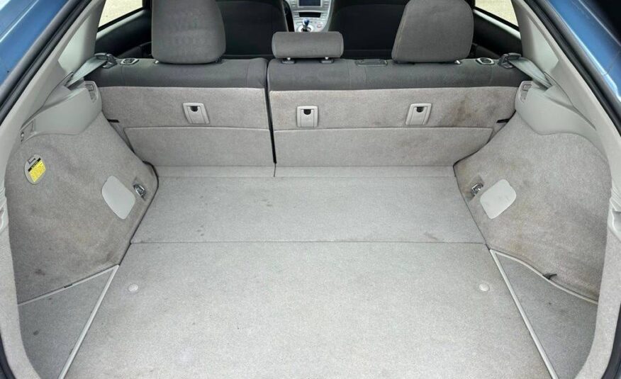 2013 Toyota Prius Plug-in Hybrid Advanced