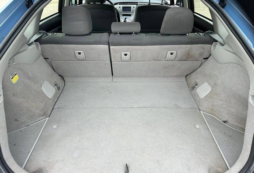 2013 Toyota Prius Plug-in Hybrid Advanced