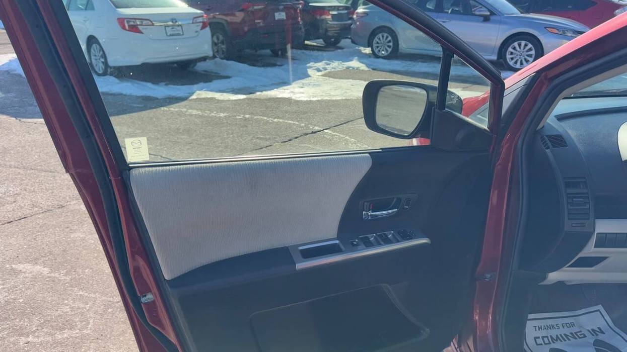 2009 Mazda Mazda5 Touring Automatic
