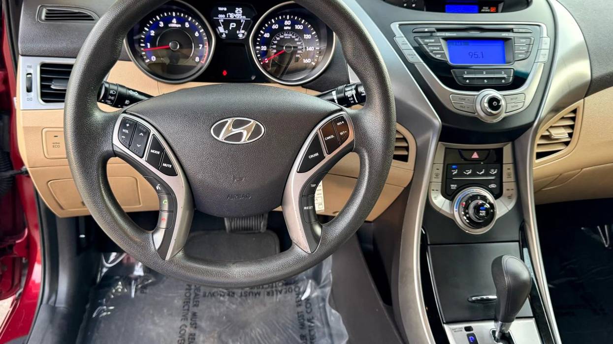 2013 Hyundai Elantra GLS Sedan Automatic