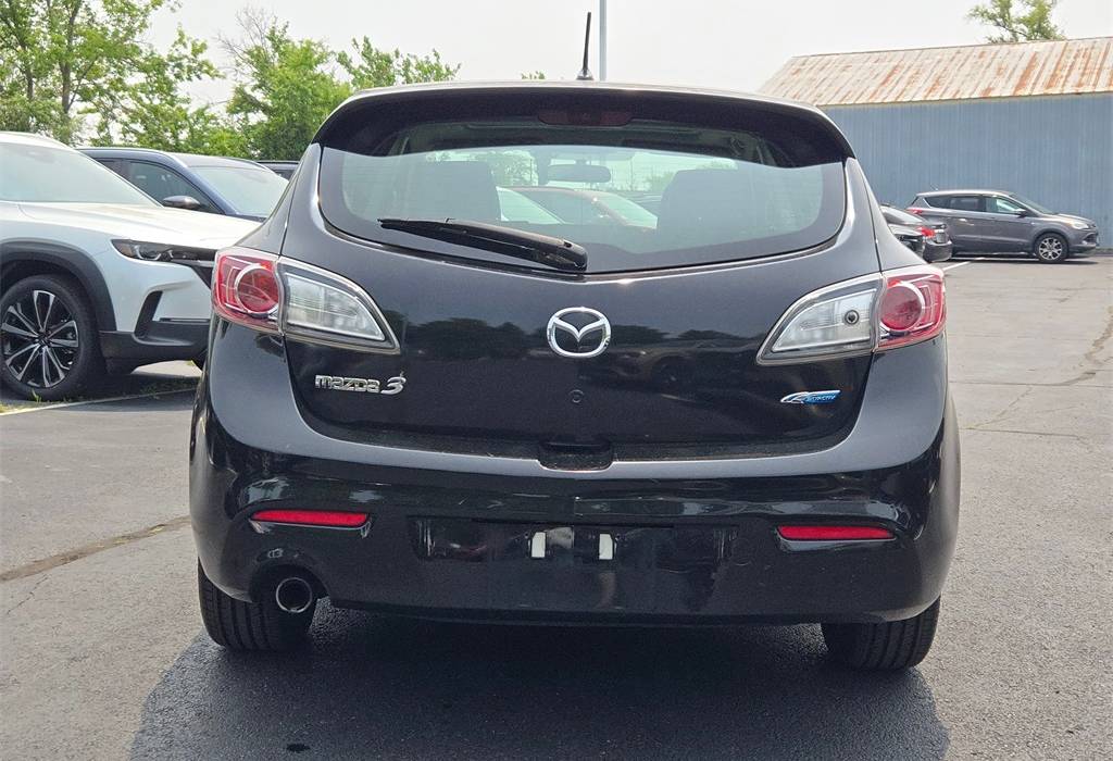 2013 Mazda Mazda3 i Grand Touring 5-Door Manual
