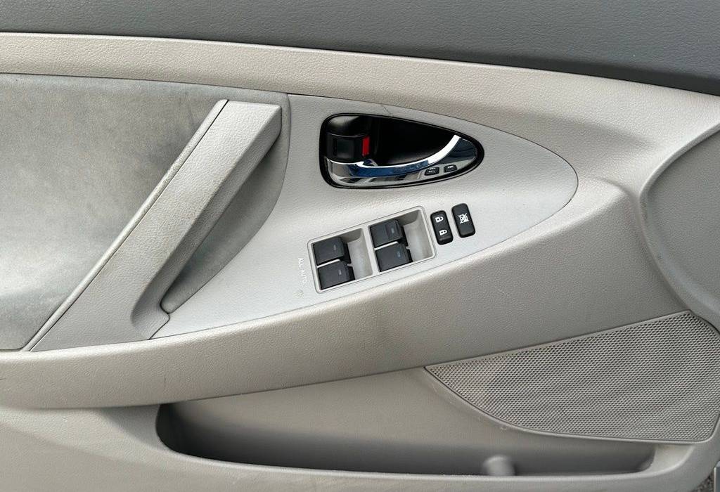 Toyota Camry 2010 LE