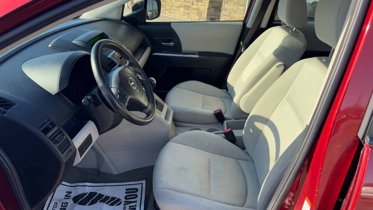 2009 Mazda Mazda5 Touring Automatic