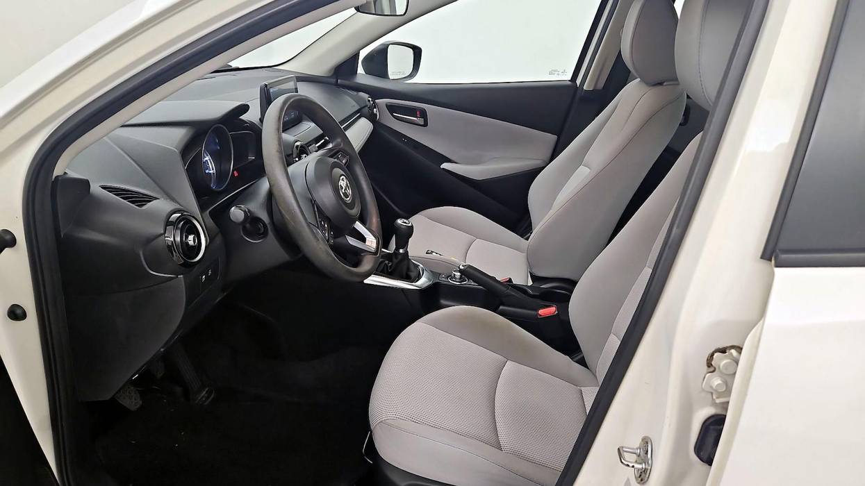 2019 Toyota Yaris LE Manual