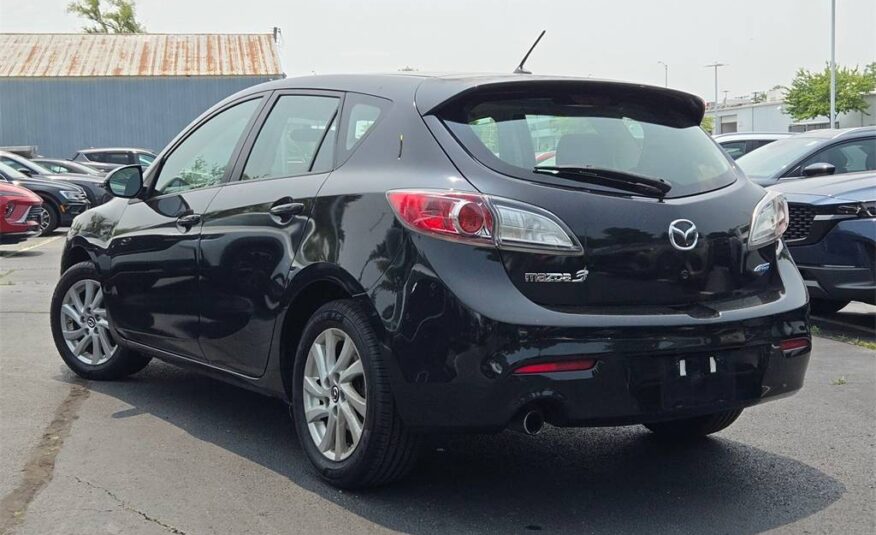 2013 Mazda Mazda3 i Grand Touring 5-Door Manual