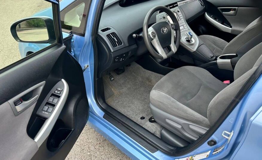 2013 Toyota Prius Plug-in Hybrid Advanced