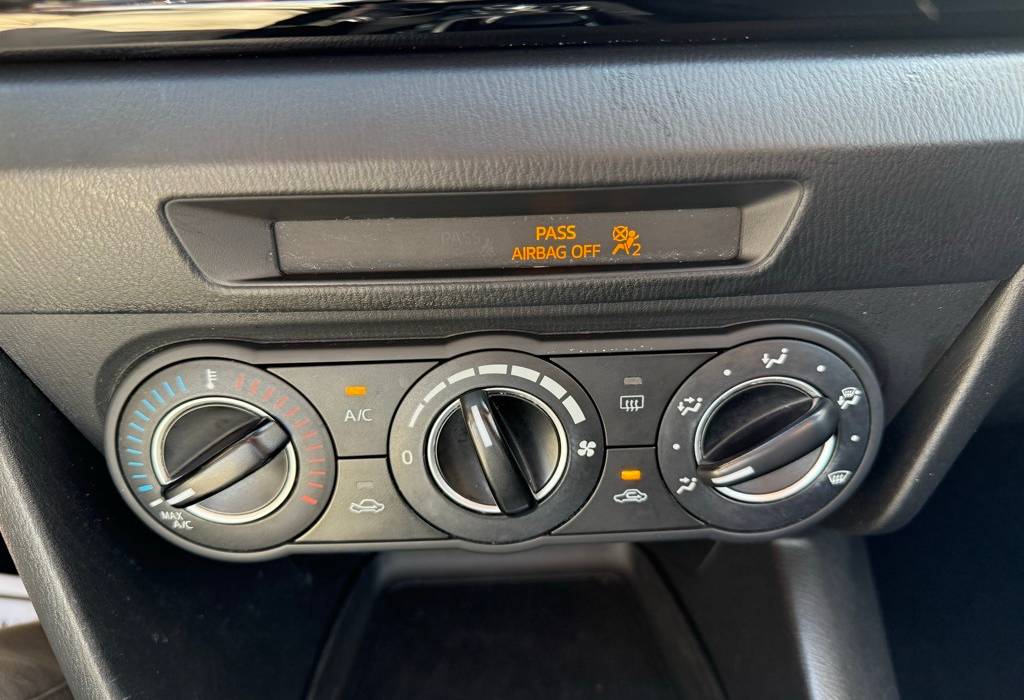 2016 Mazda Mazda3 i Touring 5-Door Automatic