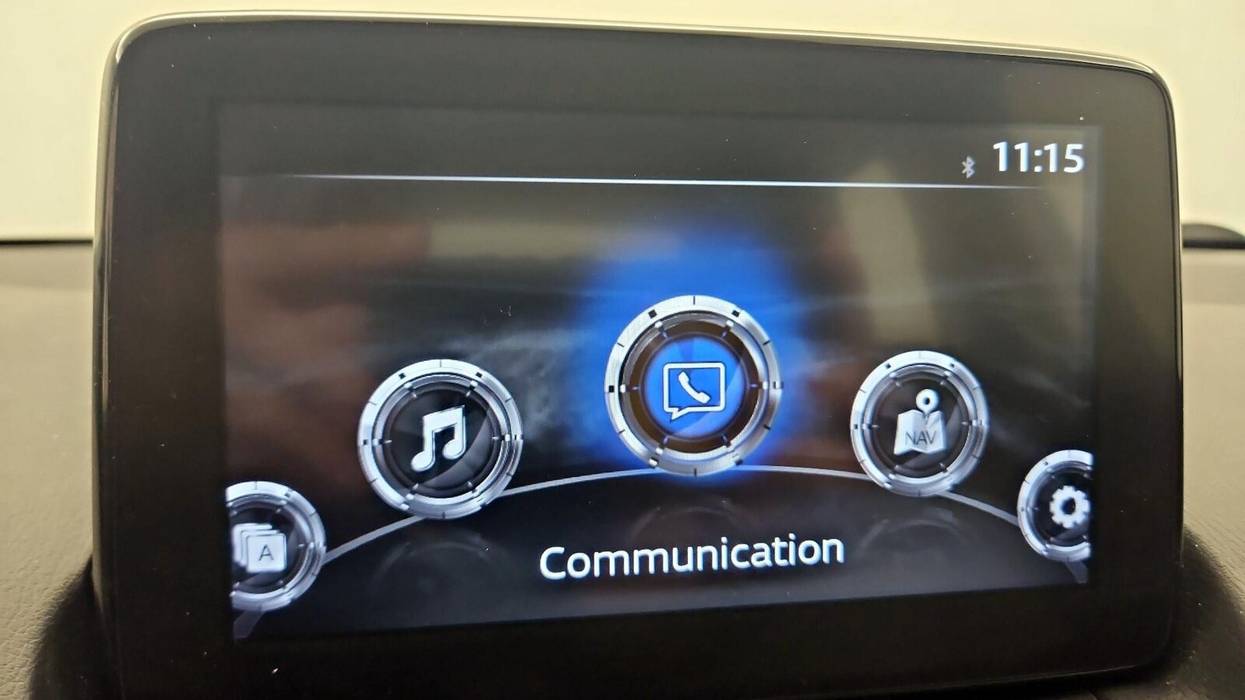 2019 Toyota Yaris LE Manual