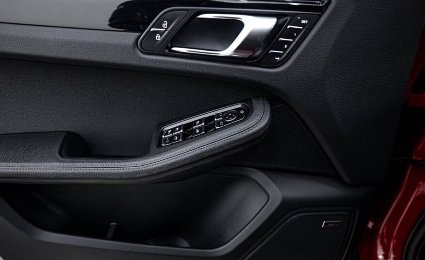 2025 Porsche Macan Macan