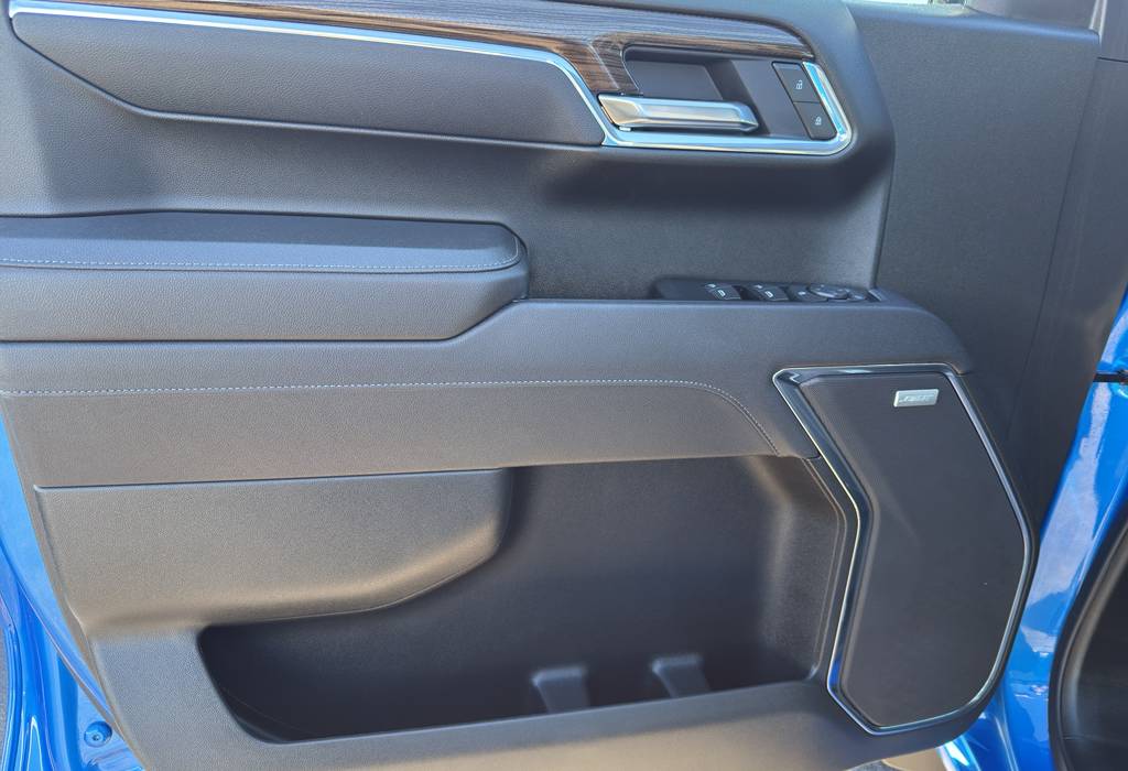 2025 Chevrolet Silverado 1500 LT Trail Boss Crew Cab Short Bed 4WD