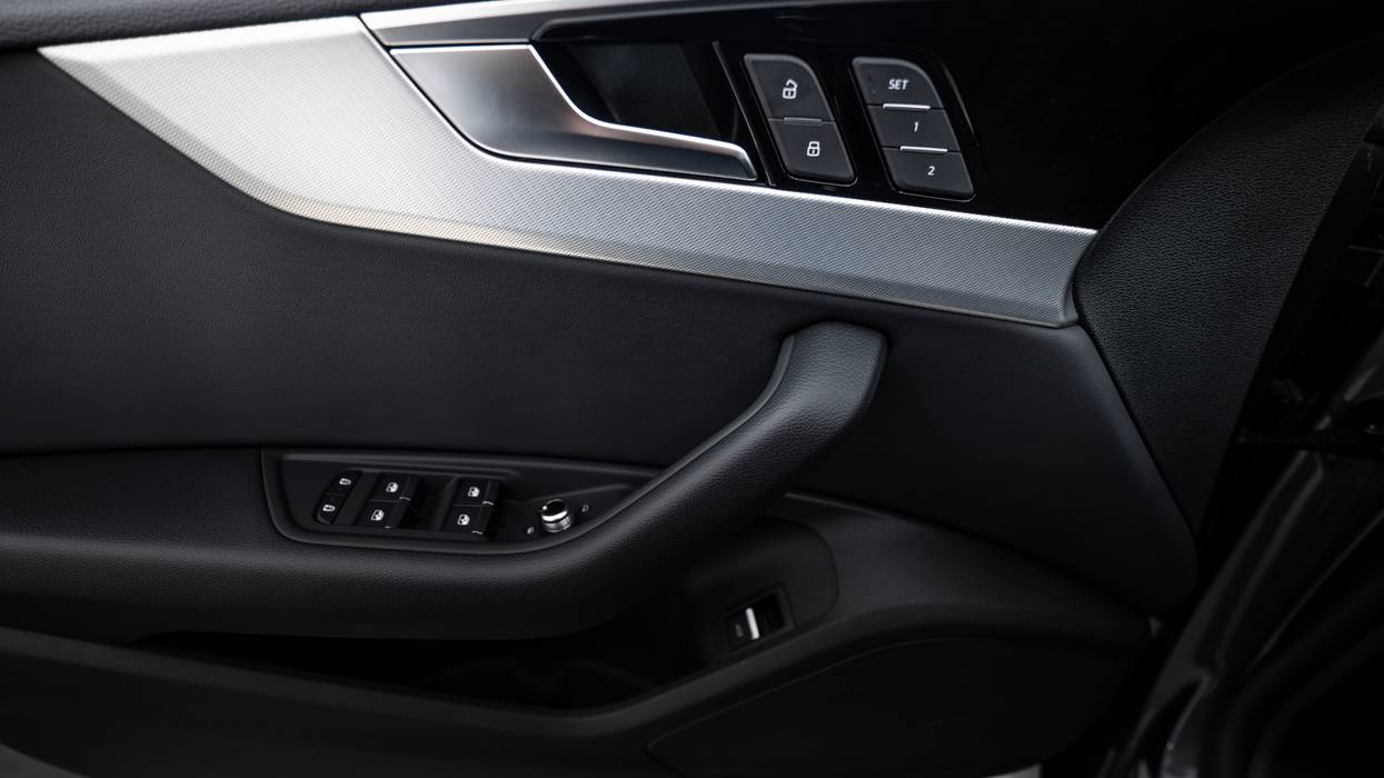 2025 Audi A5 S line Premium Sportback 45 TFSI