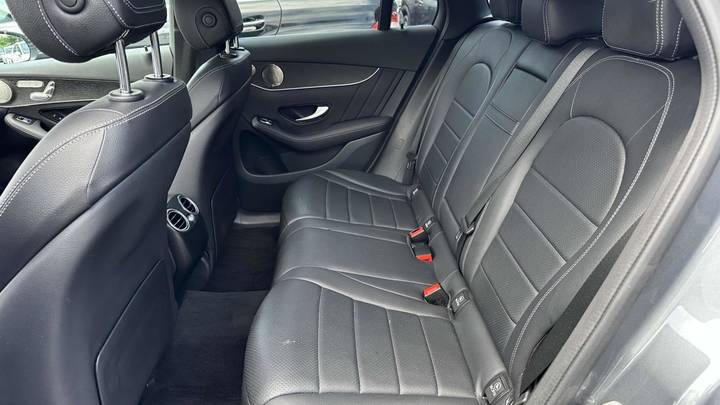 2021 Mercedes-Benz GLC