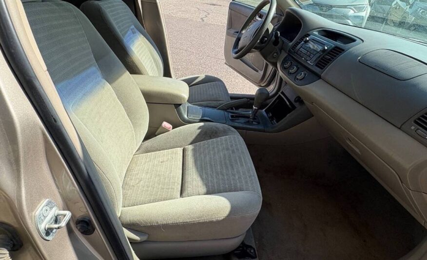 2005 Toyota Camry LE I4