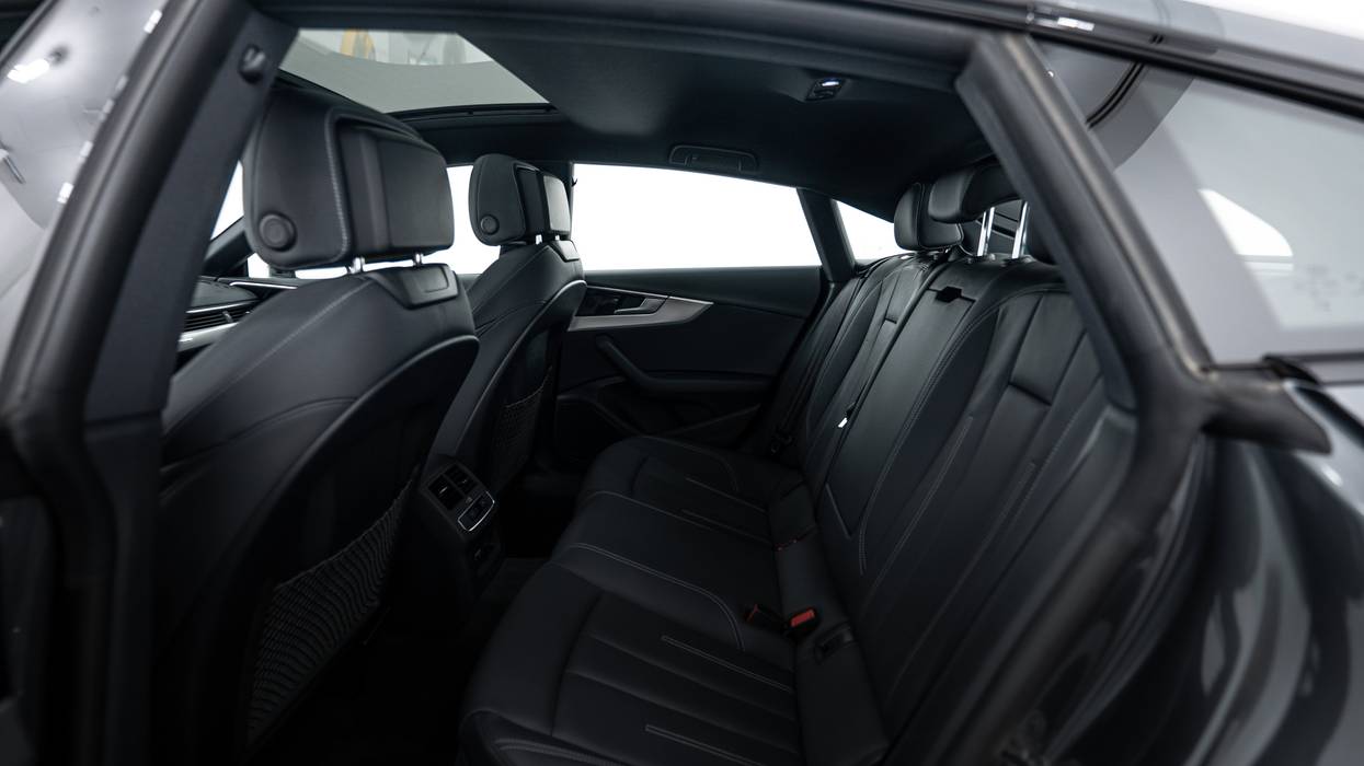 2025 Audi A5 S line Premium Sportback 45 TFSI