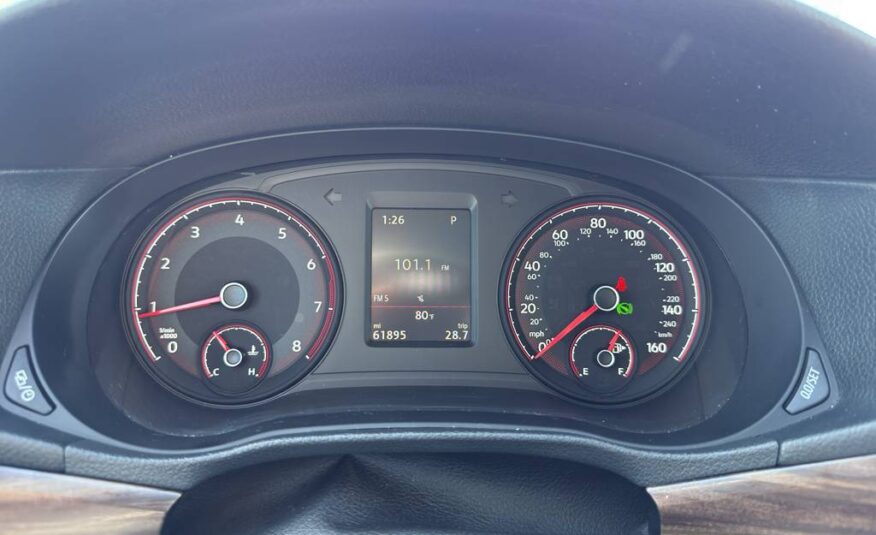 2022 Volkswagen Passat 2.0T Limited Edition