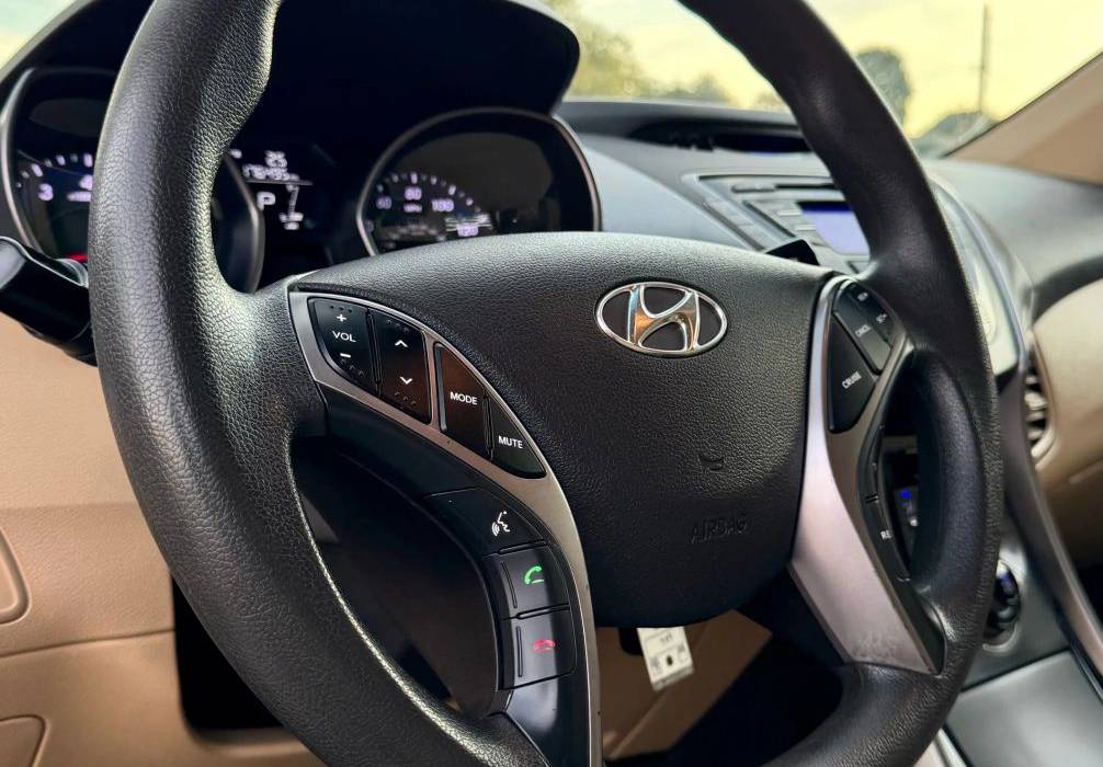 2013 Hyundai Elantra GLS Sedan Automatic