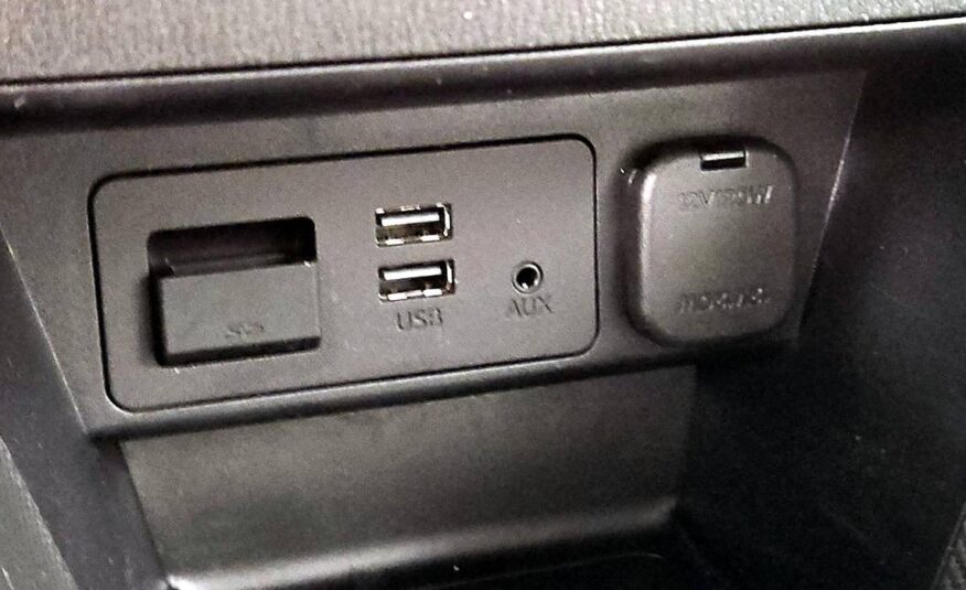 2019 Toyota Yaris LE Manual