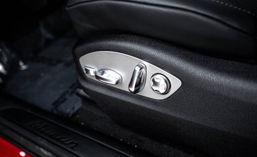 2025 Porsche Macan Macan