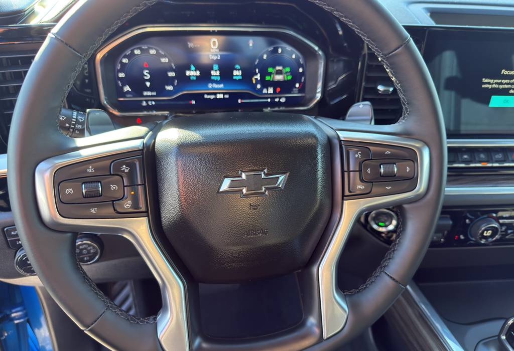 2025 Chevrolet Silverado 1500 LT Trail Boss Crew Cab Short Bed 4WD