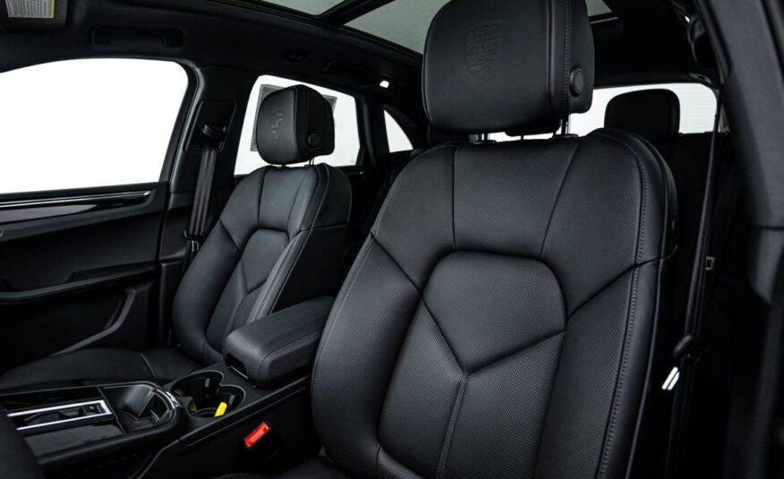 2025 Porsche Macan Macan