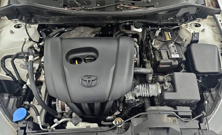 2019 Toyota Yaris LE Manual