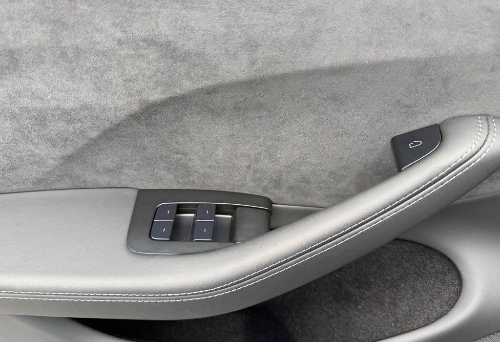 2025 Tesla Model 3 Long Range AWD