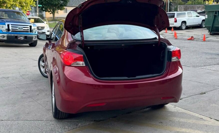 2013 Hyundai Elantra GLS Sedan Automatic